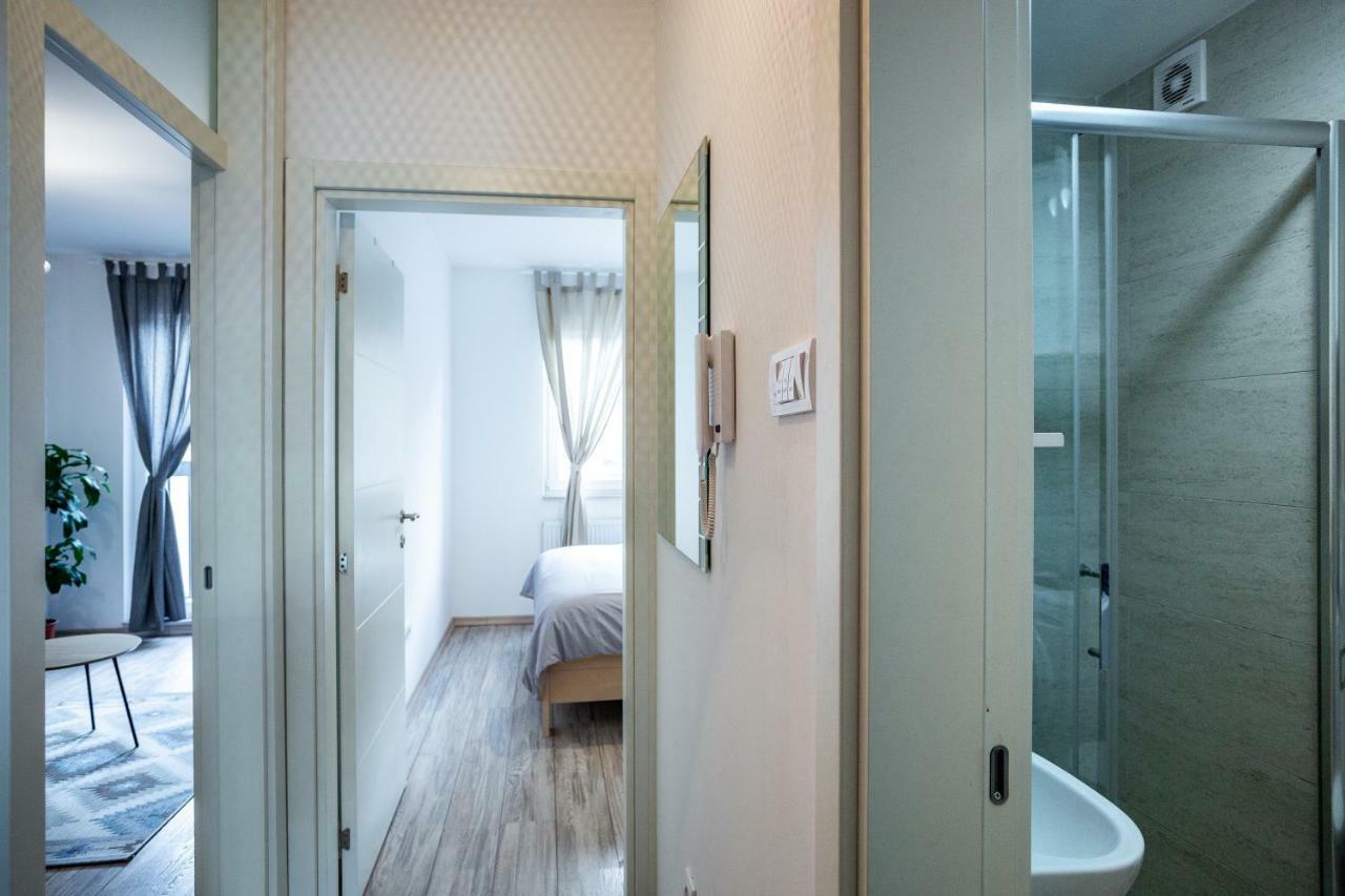 Апартаменти Modern Naive Downtown With Free Private Garage-Fast Wi-Fi Новий Сад Екстер'єр фото